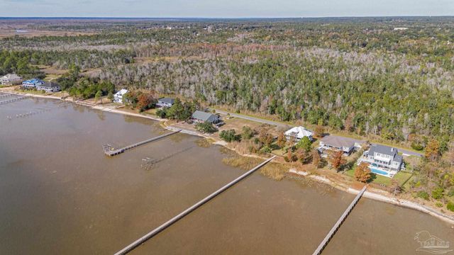 3801 Andrew Jackson Dr, Pace, FL 32571