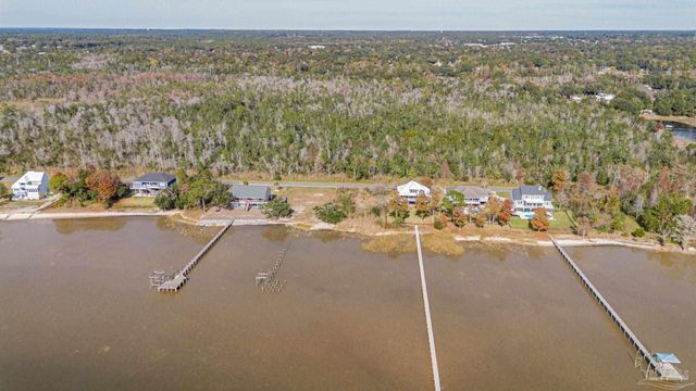 3801 Andrew Jackson Dr, Pace, FL 32571