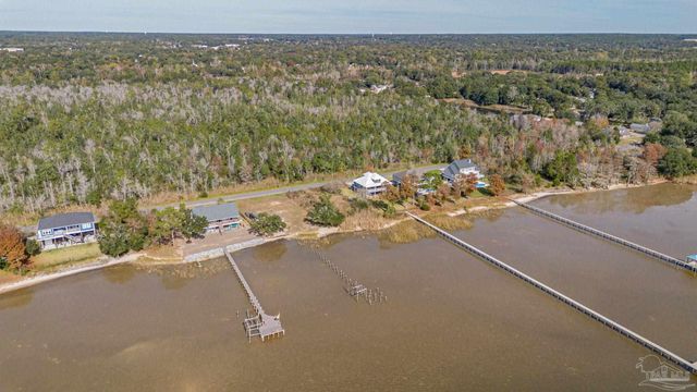 3801 Andrew Jackson Dr, Pace, FL 32571