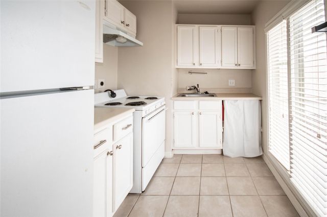 1610 Wheeler Street 2, Houston, TX 77004