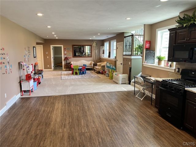 1410 Allen Road, Clay, NY 13212