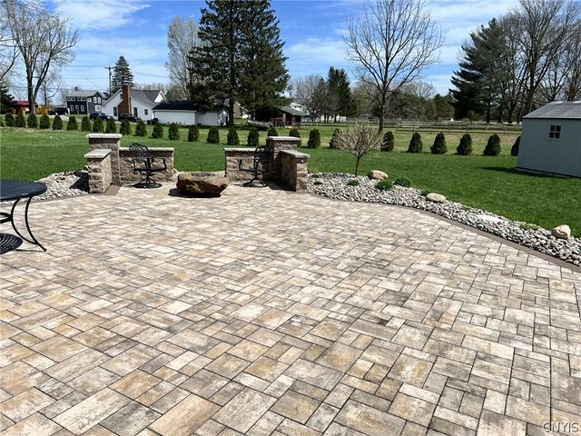 1410 Allen Road, Clay, NY 13212
