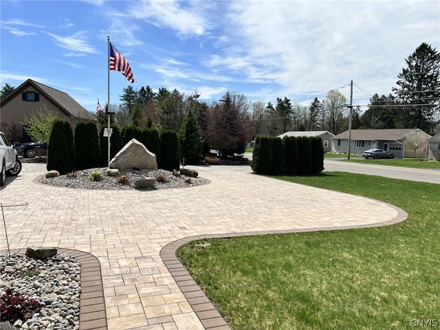1410 Allen Road, Clay, NY 13212