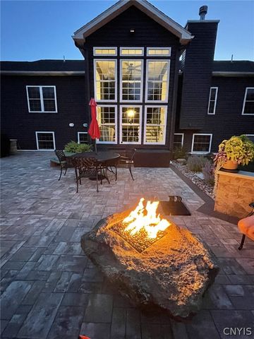 1410 Allen Road, Clay, NY 13212