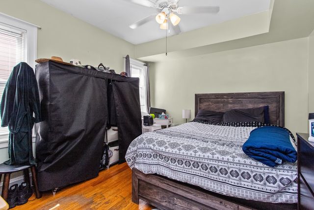 5105 W School Street, Chicago, IL 60641