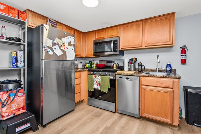 5105 W School Street, Chicago, IL 60641