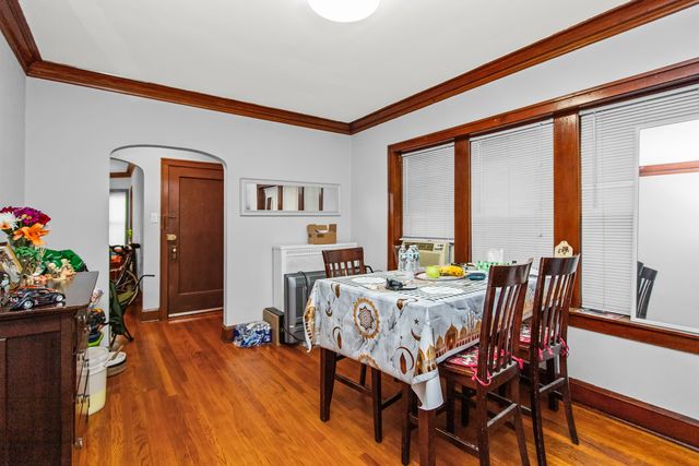 5105 W School Street, Chicago, IL 60641