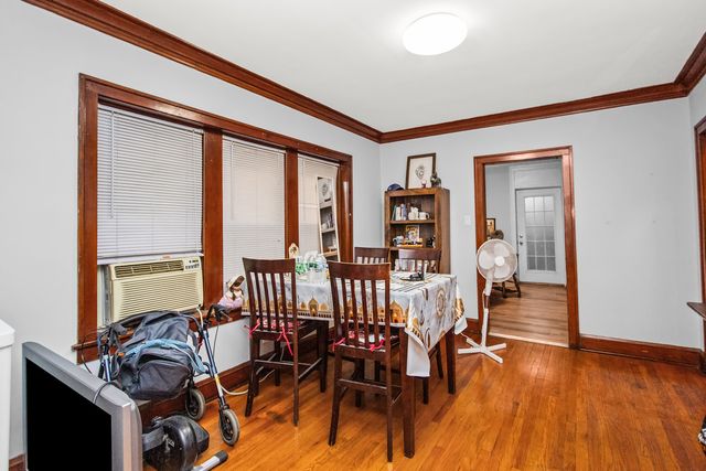 5105 W School Street, Chicago, IL 60641