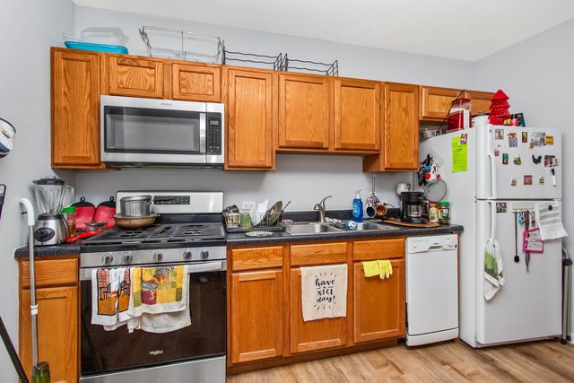 5105 W School Street, Chicago, IL 60641
