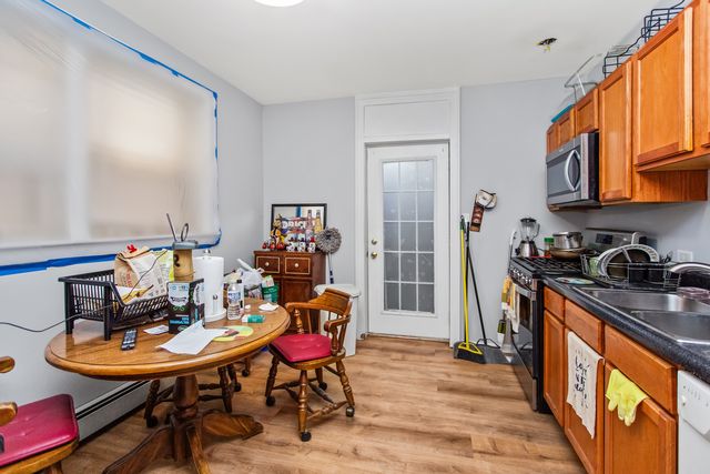 5105 W School Street, Chicago, IL 60641
