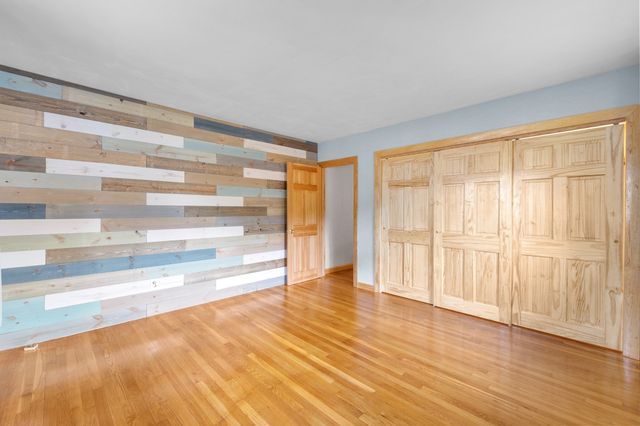 39 Adams Ave, North Andover, MA 01845