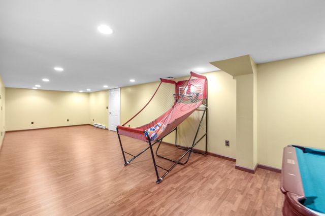 39 Adams Ave, North Andover, MA 01845
