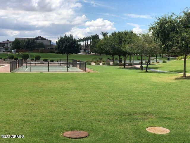 2048 S AGNES Lane, Gilbert, AZ 85295