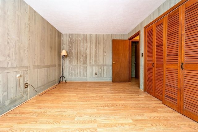 13 Rogers Rd, Harwich, MA 02645