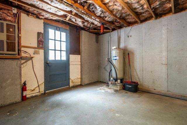 13 Rogers Rd, Harwich, MA 02645