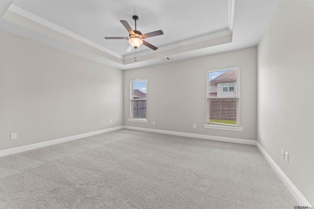 837 Lakehaven Dr, Gonzales, LA 70737