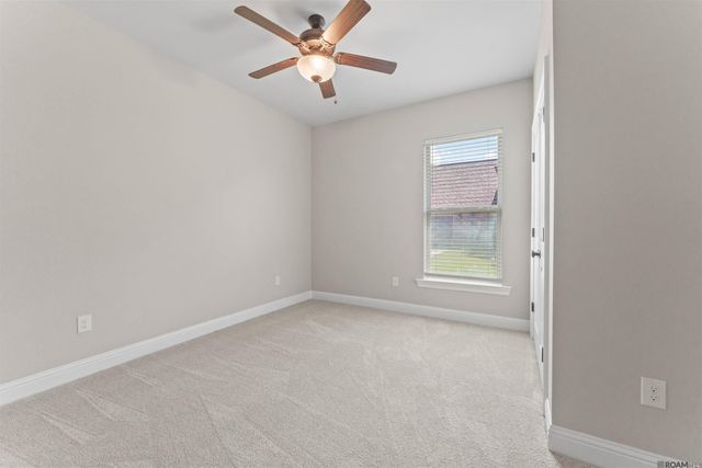 837 Lakehaven Dr, Gonzales, LA 70737
