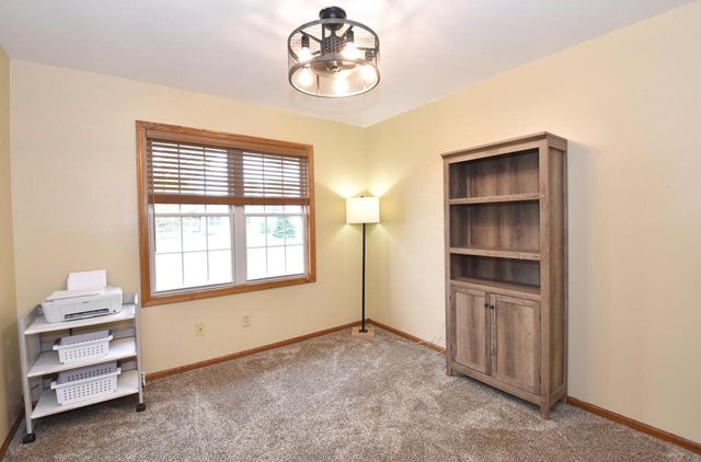 102 Mill AVENUE, Union Grove, WI 53182