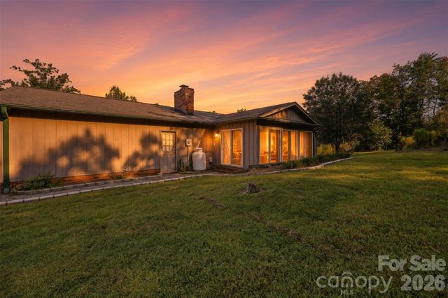 258 Nine Patch Lane, Taylorsville, NC 28681