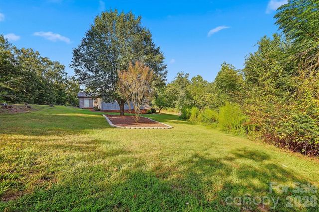 258 Nine Patch Lane, Taylorsville, NC 28681