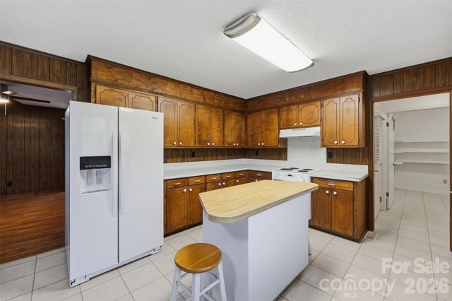258 Nine Patch Lane, Taylorsville, NC 28681
