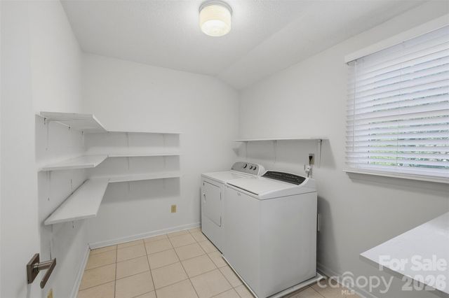 258 Nine Patch Lane, Taylorsville, NC 28681