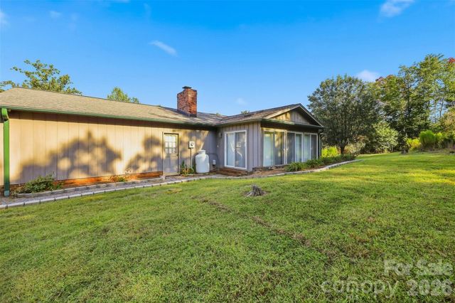 258 Nine Patch Lane, Taylorsville, NC 28681