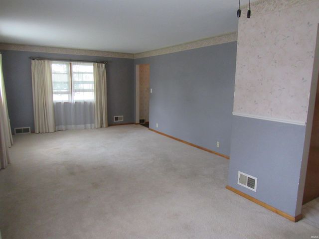 338 S DIXON Road, Kokomo, IN 46901