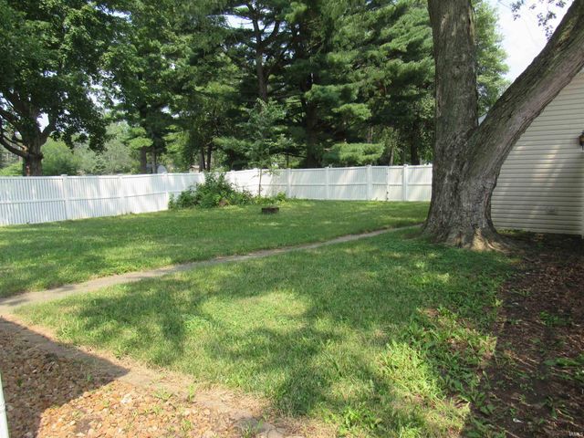 338 S DIXON Road, Kokomo, IN 46901