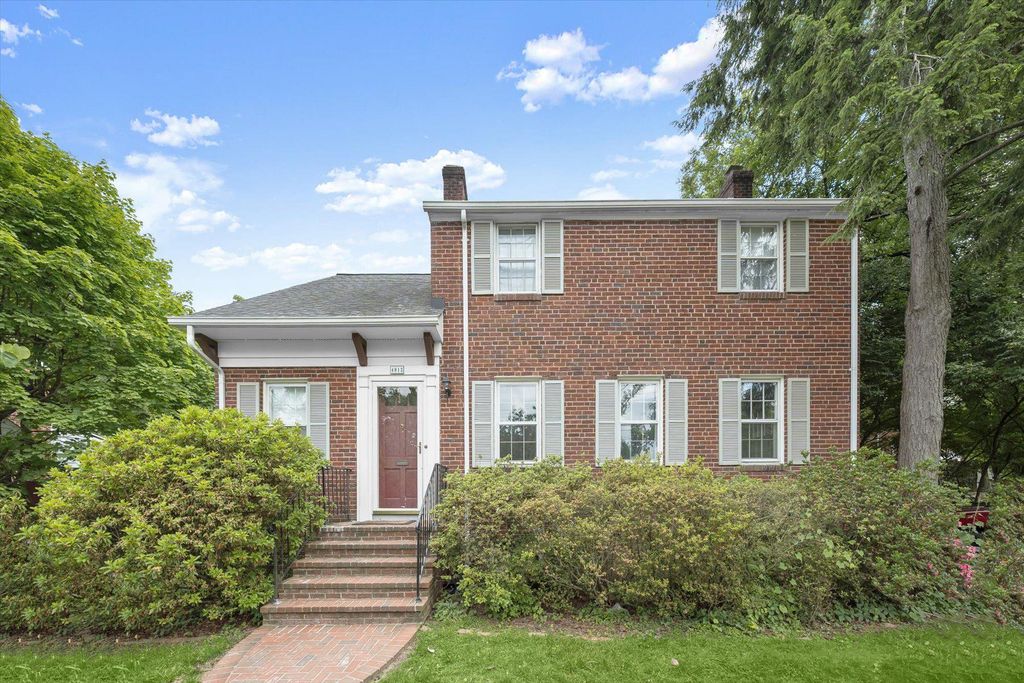 4812 7TH ST N, Arlington, VA 22203