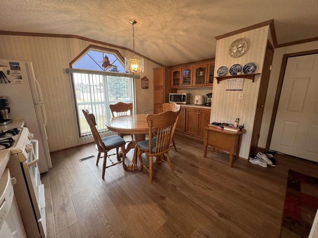 1529 S 12th Street, Prairie Du Chien, WI 53821