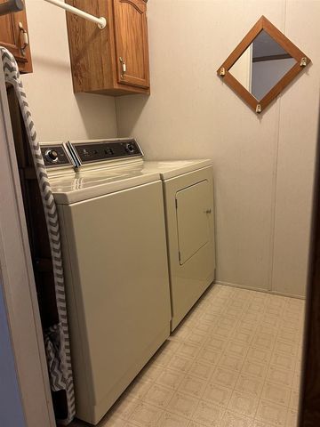 1529 S 12th Street, Prairie Du Chien, WI 53821