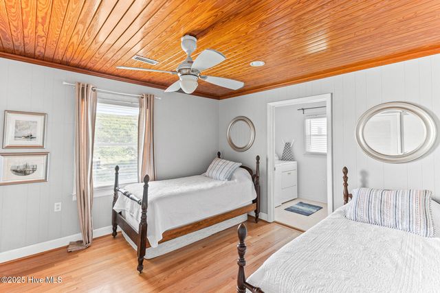 810a N Anderson Boulevard, Topsail Beach, NC 28445