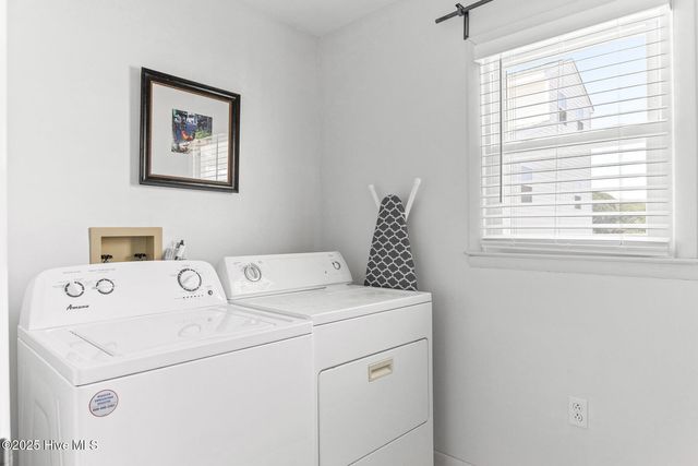 810a N Anderson Boulevard, Topsail Beach, NC 28445