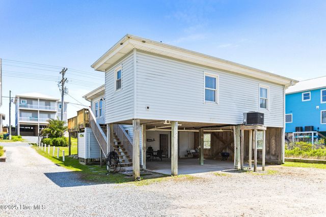 810a N Anderson Boulevard, Topsail Beach, NC 28445