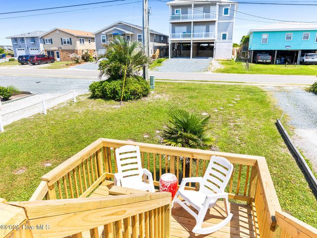 810a N Anderson Boulevard, Topsail Beach, NC 28445