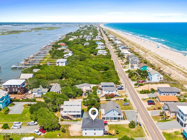 810a N Anderson Boulevard, Topsail Beach, NC 28445