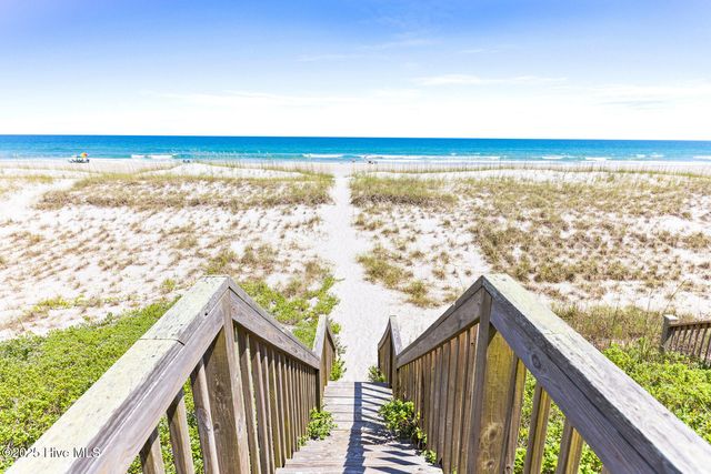 810a N Anderson Boulevard, Topsail Beach, NC 28445
