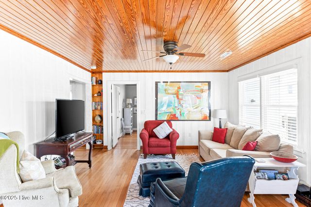 810a N Anderson Boulevard, Topsail Beach, NC 28445