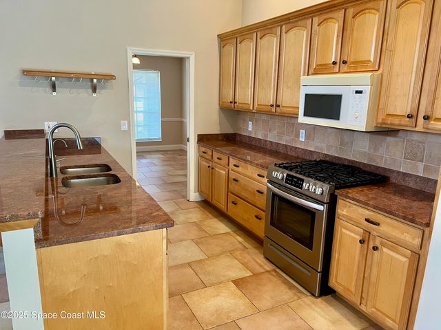 2372 Windham Drive, Melbourne, FL 32935