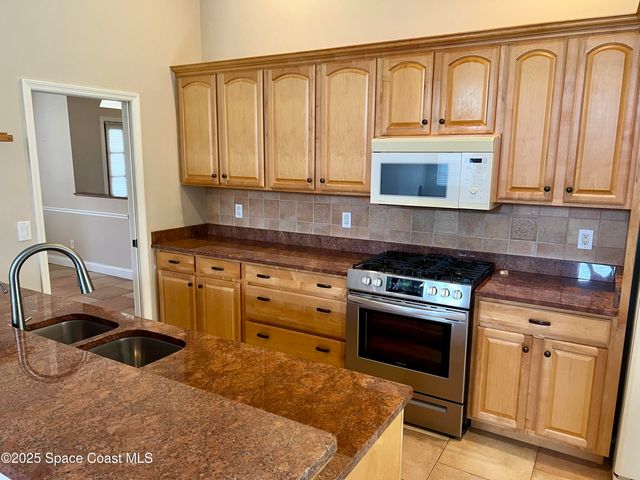 2372 Windham Drive, Melbourne, FL 32935