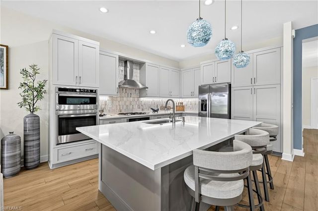 20702 Fair Oak LN, Estero, FL 33928