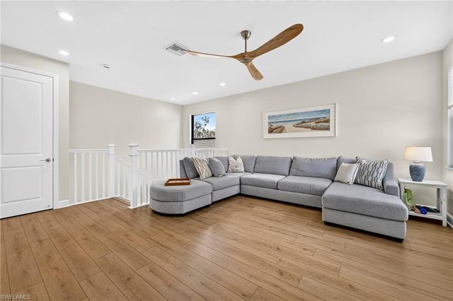 20702 Fair Oak LN, Estero, FL 33928