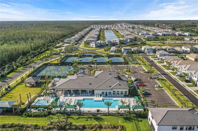 20702 Fair Oak LN, Estero, FL 33928