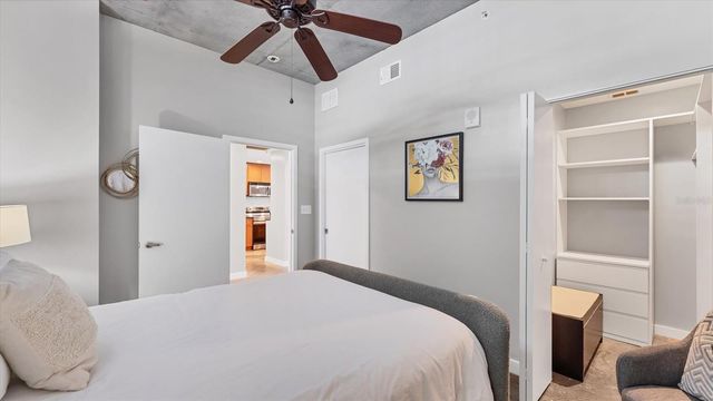 525 E JACKSON ST STREET 405, Orlando, FL 32801