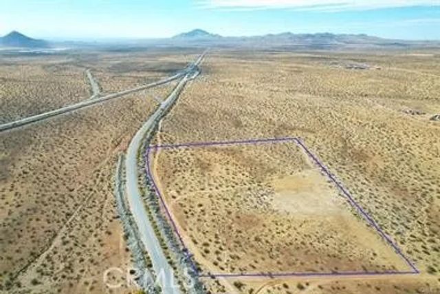 32 Quarry, Apple Valley, CA 92307