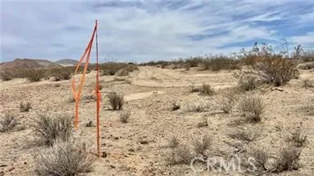32 Quarry, Apple Valley, CA 92307