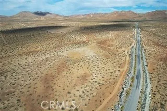 32 Quarry, Apple Valley, CA 92307
