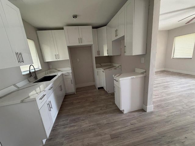 1437 NW 10th Place, Fort Lauderdale, FL 33311