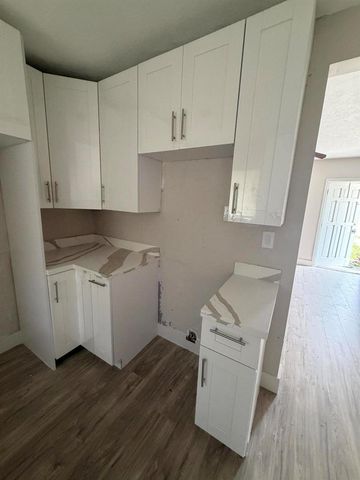1437 NW 10th Place, Fort Lauderdale, FL 33311